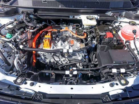 New 2026 Chevrolet Equinox EV LT image 10