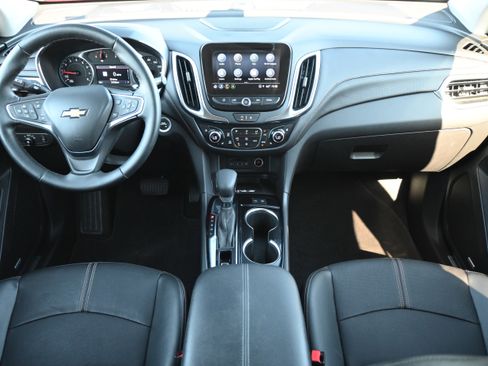 Used 2024 Chevrolet Equinox Premier FWD image 30