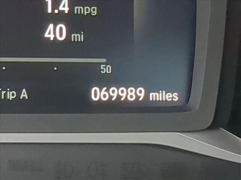 Used 2019 Honda Pilot Touring image 11