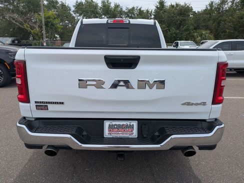 Used 2025 RAM 1500 Big Horn AWD/4WD image 4