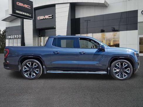 Used 2025 GMC Sierra EV Denali AWD/4WD image 26