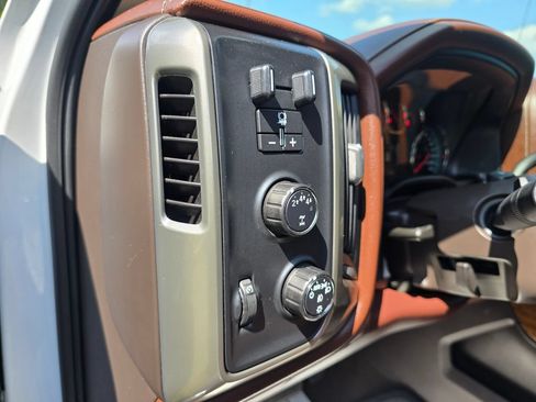 Used 2018 Chevrolet Silverado 3500 High Country AWD/4WD image 12