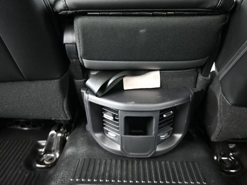 Used 2024 RAM 3500 Tradesman w/ Chrome Appearance Group image 34