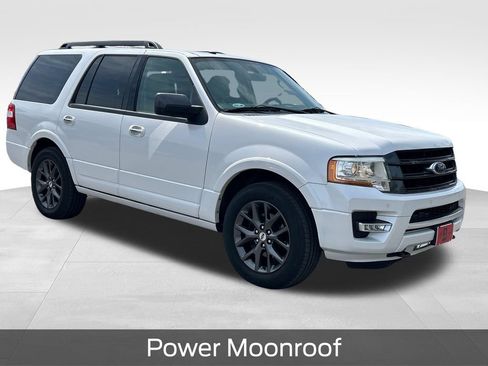 Used 2017 Ford Expedition Limited w/ Equipment Group 301A AWD/4WD image 8