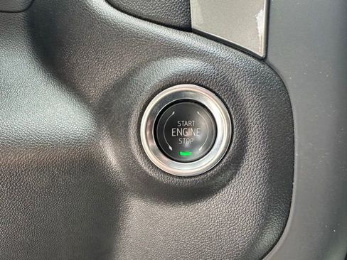 Used 2025 GMC Sierra 2500 Pro AWD/4WD image 21