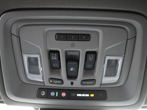 Used 2026 GMC Sierra 1500 Denali w/ Technology Package AWD/4WD image 20