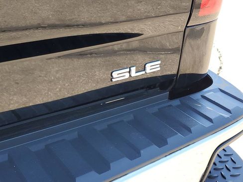 Used 2015 GMC Sierra 1500 SLE w/ SLE Value Package AWD/4WD image 30