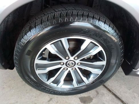 Used 2019 Nissan Armada SL w/ Premium Package RWD image 29