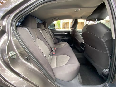 Used 2020 Toyota Camry LE w/ Carpet Mat Package FWD image 23