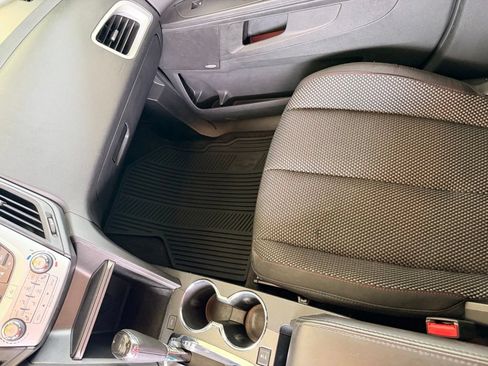 Used 2016 Chevrolet Equinox LT FWD image 25