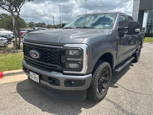 Used 2024 Ford F250 Lariat w/ Lariat Ultimate Package AWD/4WD image 2