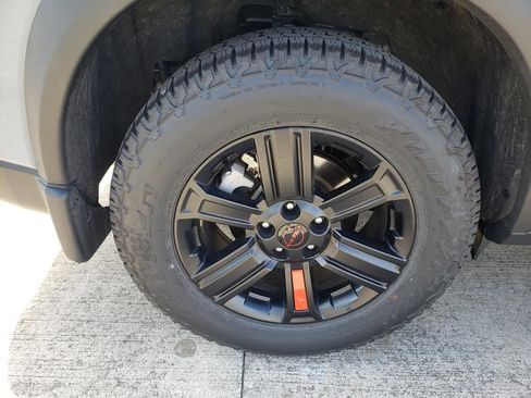 Certified 2025 Nissan Rogue SV image 44