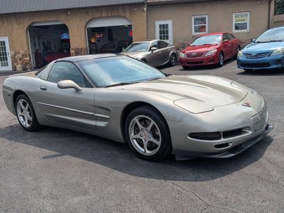 Used 2001 Chevrolet Corvette Coupe w/ Preferred Equipment Group1