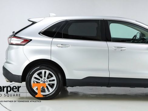 Used 2017 Ford Edge SEL w/ Equipment Group 201A AWD/4WD image 48