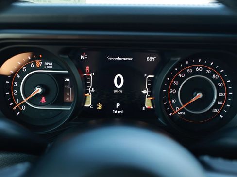 New 2026 Jeep Gladiator Rubicon AWD/4WD image 18