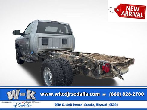 Used 2021 RAM 3500 Tradesman w/ Chrome Appearance Group AWD/4WD image 7