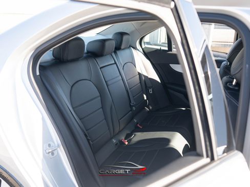 Used 2015 Mercedes-Benz C 300 C 300 w/ Hands-Free Access Package image 18