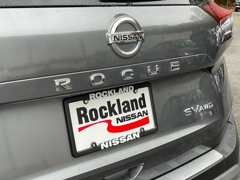 Certified 2023 Nissan Rogue SV w/ SV Premium B Package AWD/4WD image 32