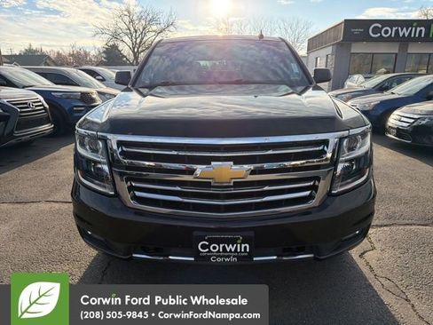 Used 2018 Chevrolet Tahoe LT w/ Luxury Package image 2