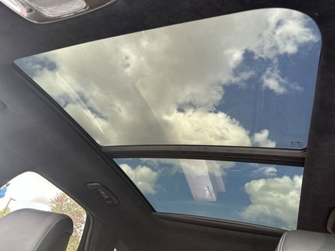 Used 2024 Genesis GV70 3.5T Sport w/ Sport Advanced Package image 31