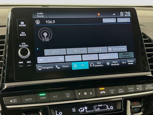 New 2026 Honda Odyssey Touring image 11
