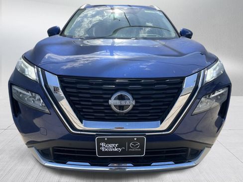 Used 2023 Nissan Rogue Platinum w/ Platinum Premium Package AWD/4WD image 2