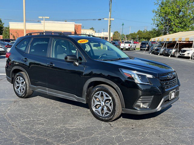 Used 2023 Subaru Forester Premium AWD/4WD image 39