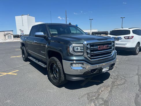 Used 2017 GMC Sierra 1500 SLT AWD/4WD image 1