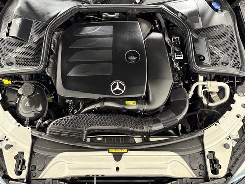 Used 2021 Mercedes-Benz C 300 Sedan image 28