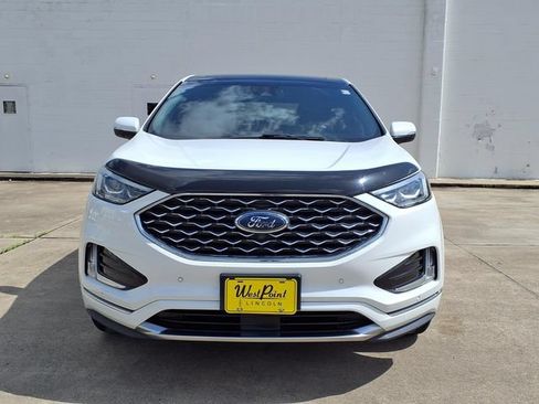 Used 2020 Ford Edge Titanium w/ Equipment Group 301A FWD image 19