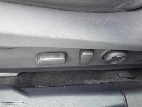 Certified 2024 Subaru Outback Limited AWD/4WD image 31