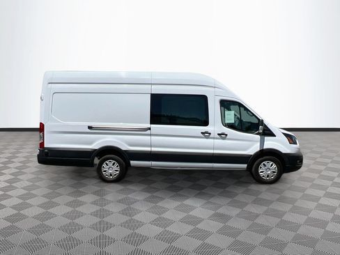 Used 2022 Ford E-Transit 148 High Roof Extended RWD image 8