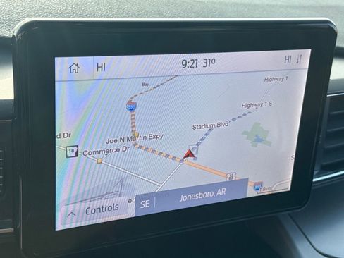 Used 2020 Ford Explorer XLT w/ Equipment Group 202A image 25