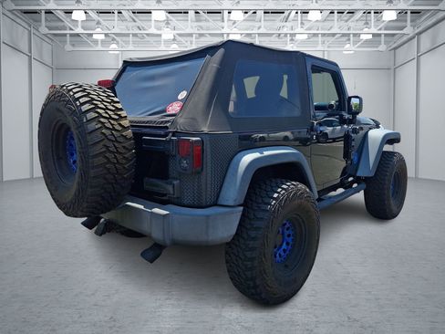 Used 2012 Jeep Wrangler Sport AWD/4WD image 5