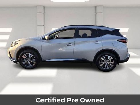 Used 2019 Nissan Murano SV FWD image 2