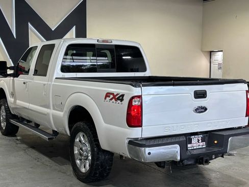 Used 2016 Ford F250 Lariat w/ Lariat Ultimate Package AWD/4WD image 6