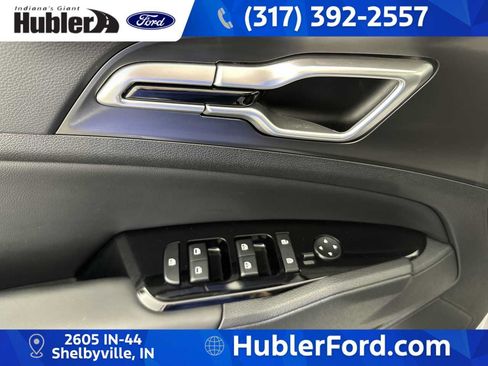 Used 2024 Kia Sportage EX FWD image 11