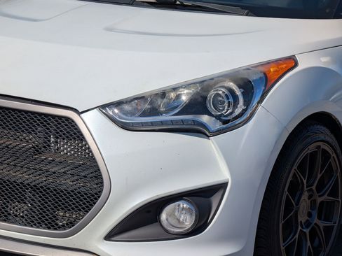 Used 2016 Hyundai Veloster Turbo w/ Option Group 04 image 11