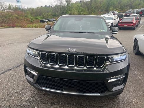 Used 2023 Jeep Grand Cherokee 4WD 4xe image 5