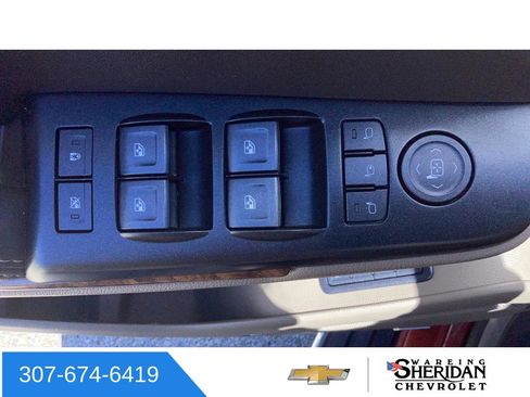 Used 2020 Chevrolet Tahoe Premier AWD/4WD image 23