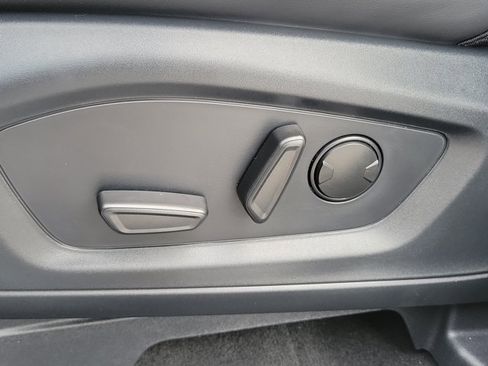 New 2026 Ford Explorer ST-Line w/ ST-Line Street Pack RWD image 22