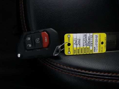 Used 2021 Jeep Gladiator Mojave image 7