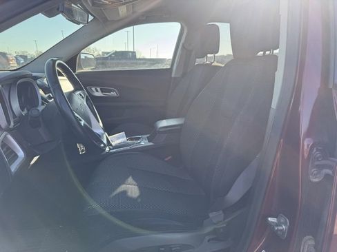 Used 2017 Chevrolet Equinox LT w/ Convenience Package image 10