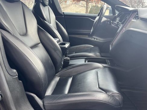 Used 2019 Tesla Model S Performance AWD/4WD image 27