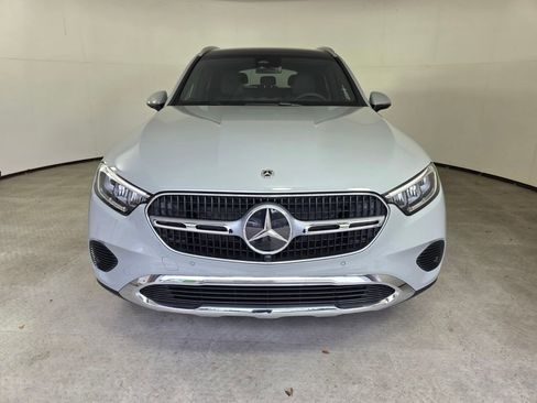 New 2026 Mercedes-Benz GLC 300 image 2