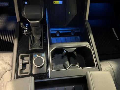 Used 2024 Toyota Tundra Limited image 20