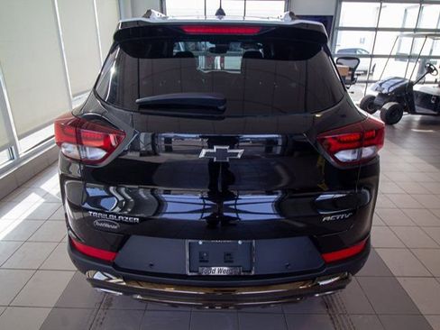 Used 2021 Chevrolet TrailBlazer ACTIV w/ Convenience Package image 6