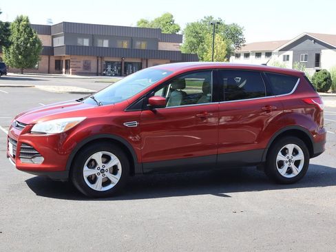 Used 2016 Ford Escape SE FWD image 10