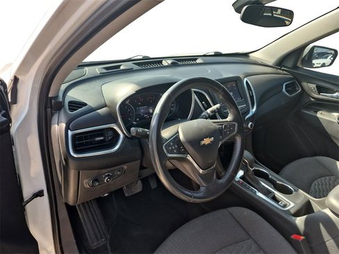 Used 2020 Chevrolet Equinox LT image 15