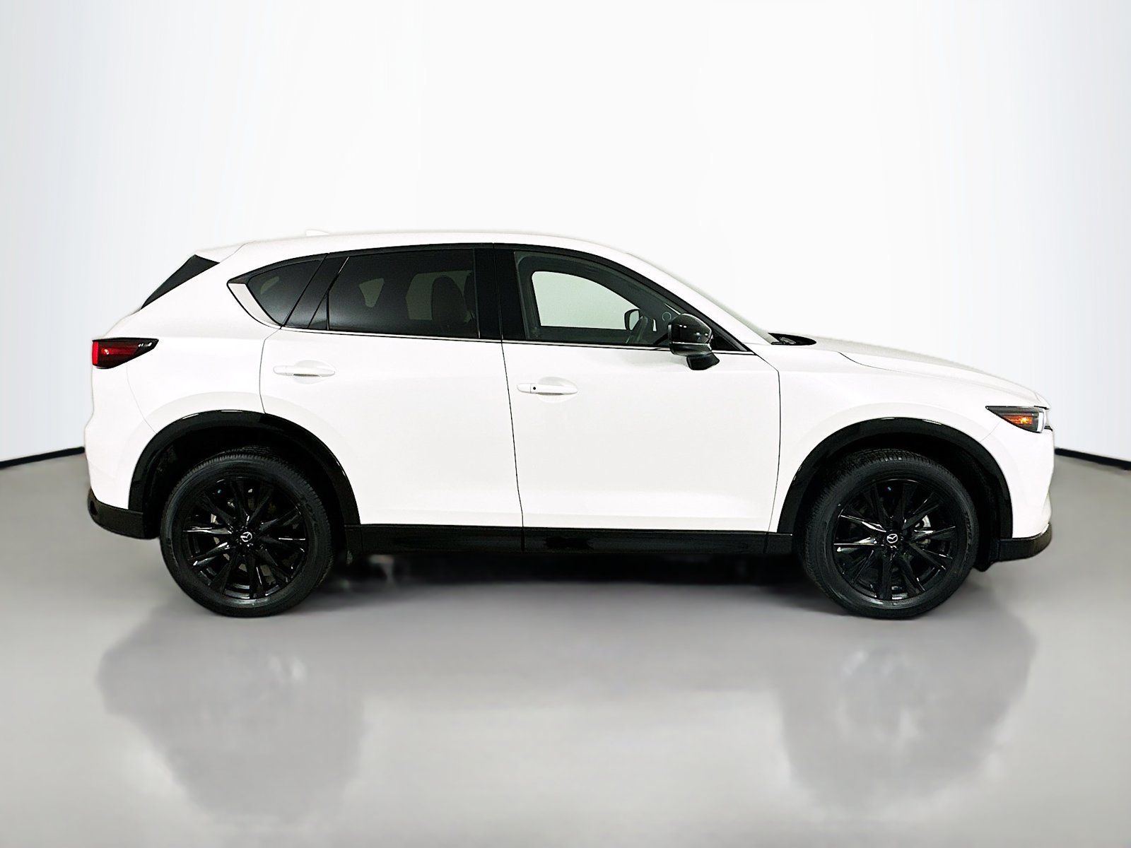 Used 2024 MAZDA CX-5 Carbon Edition AWD/4WD image 4